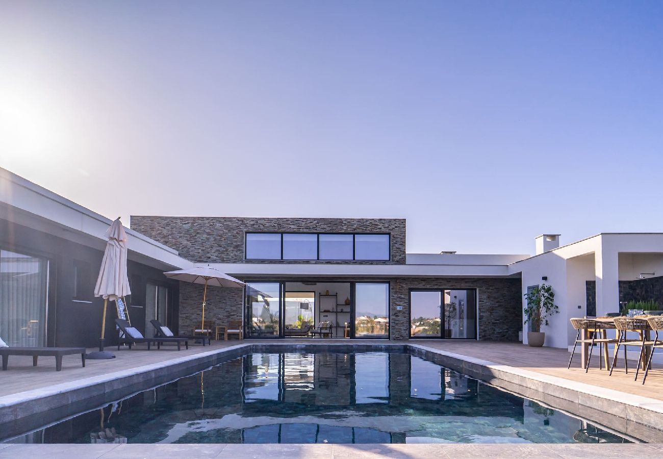 Casa em Fernão Ferro - Setúbal & Lisbon Dream Getaway — Villa do Sol