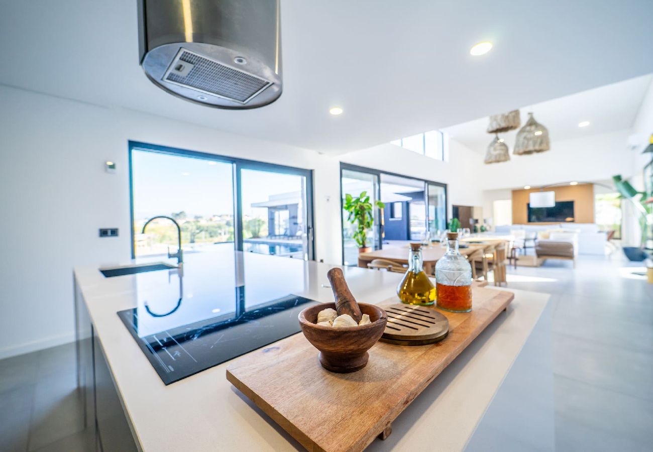 Casa em Fernão Ferro - Setúbal & Lisbon Dream Getaway — Villa do Sol