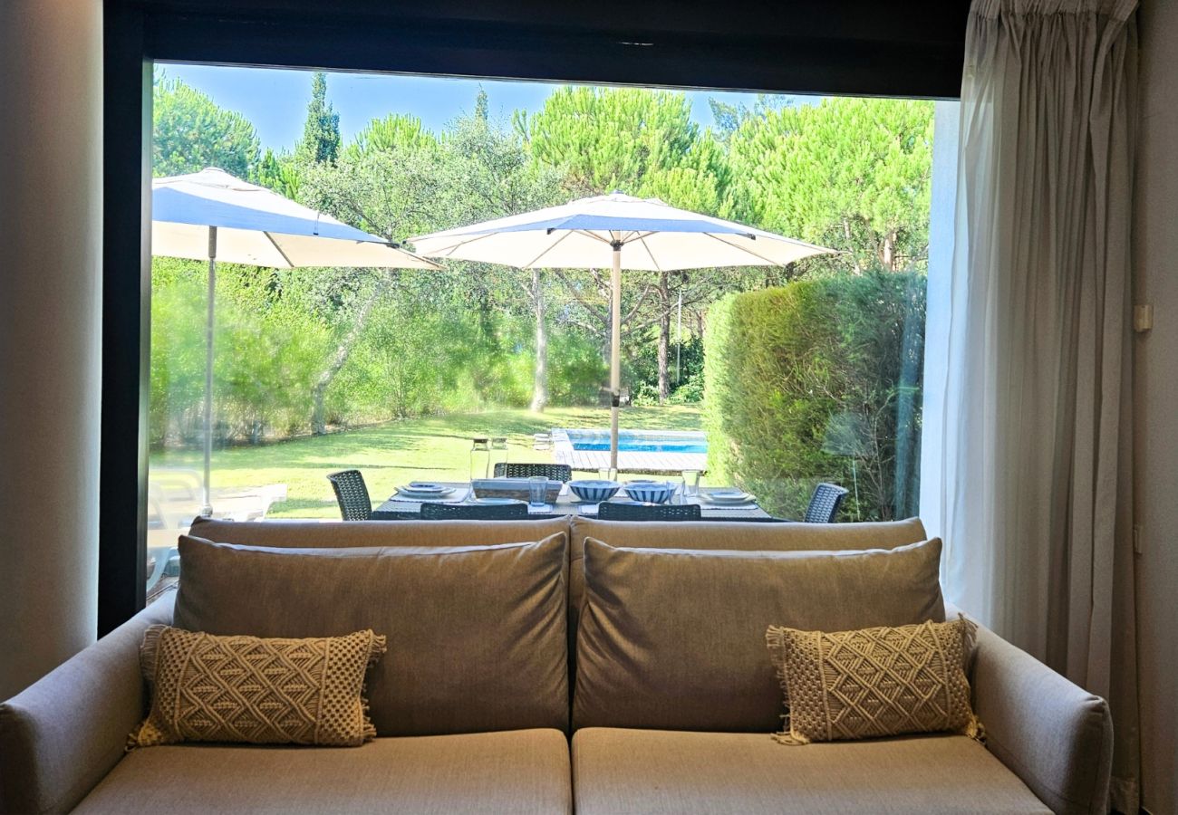 Casa geminada em Península de Tróia - Troia Sea and Pool Townhouse