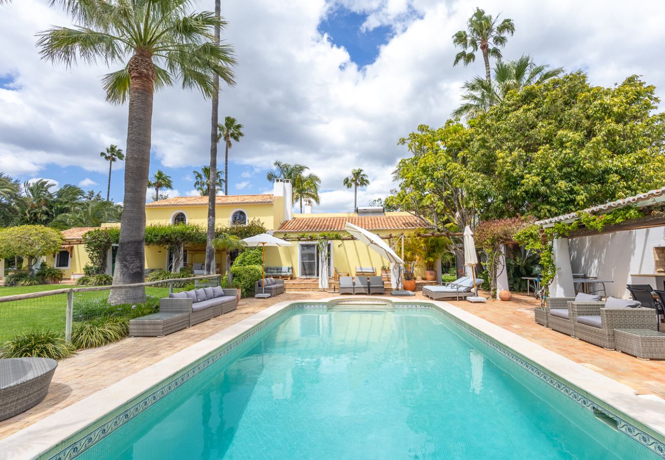 House in Mexilhoeira a Grande - Splendid Penina Country House Retreat