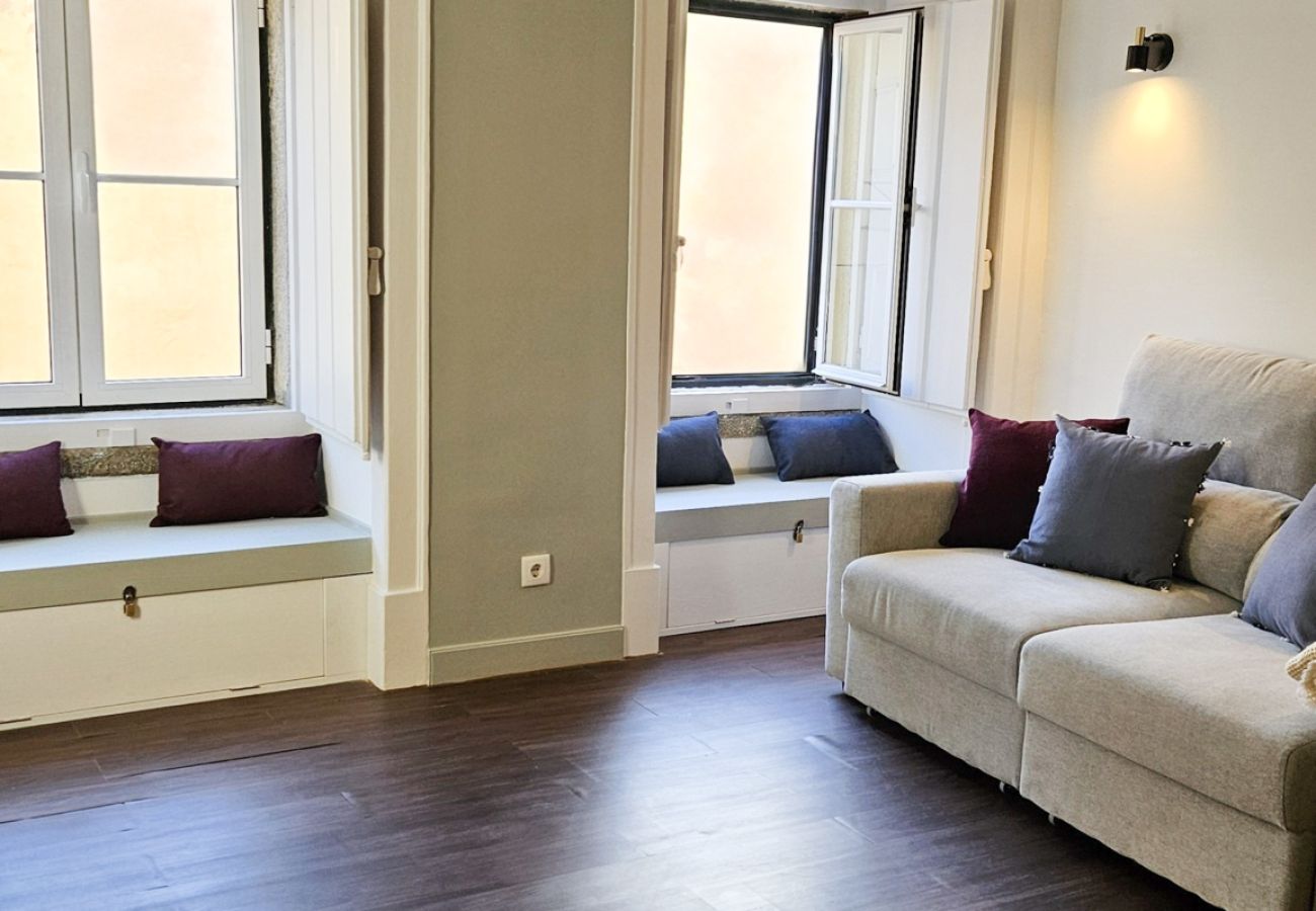 Apartment in Lisbon - Lisbon Alfama Charming Apartment