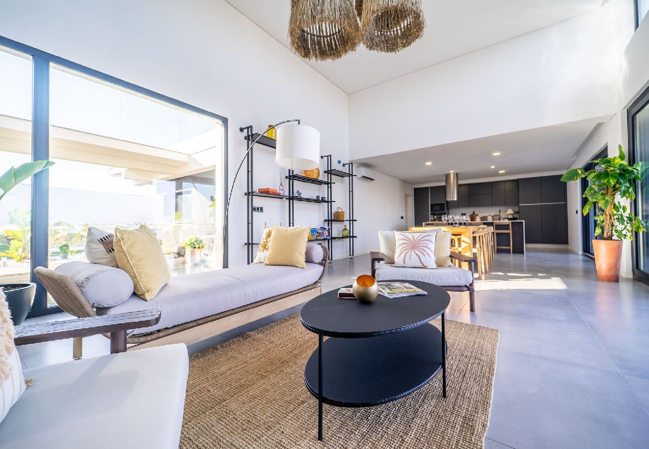 House in Fernão Ferro - Setúbal & Lisbon Dream Getaway — Villa do Sol