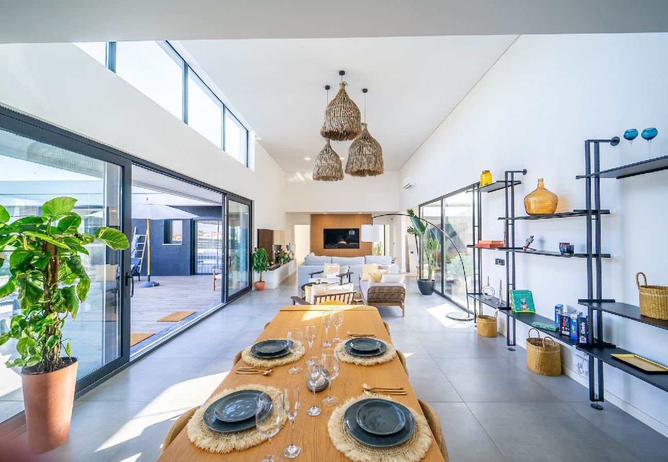 House in Fernão Ferro - Setúbal & Lisbon Dream Getaway — Villa do Sol
