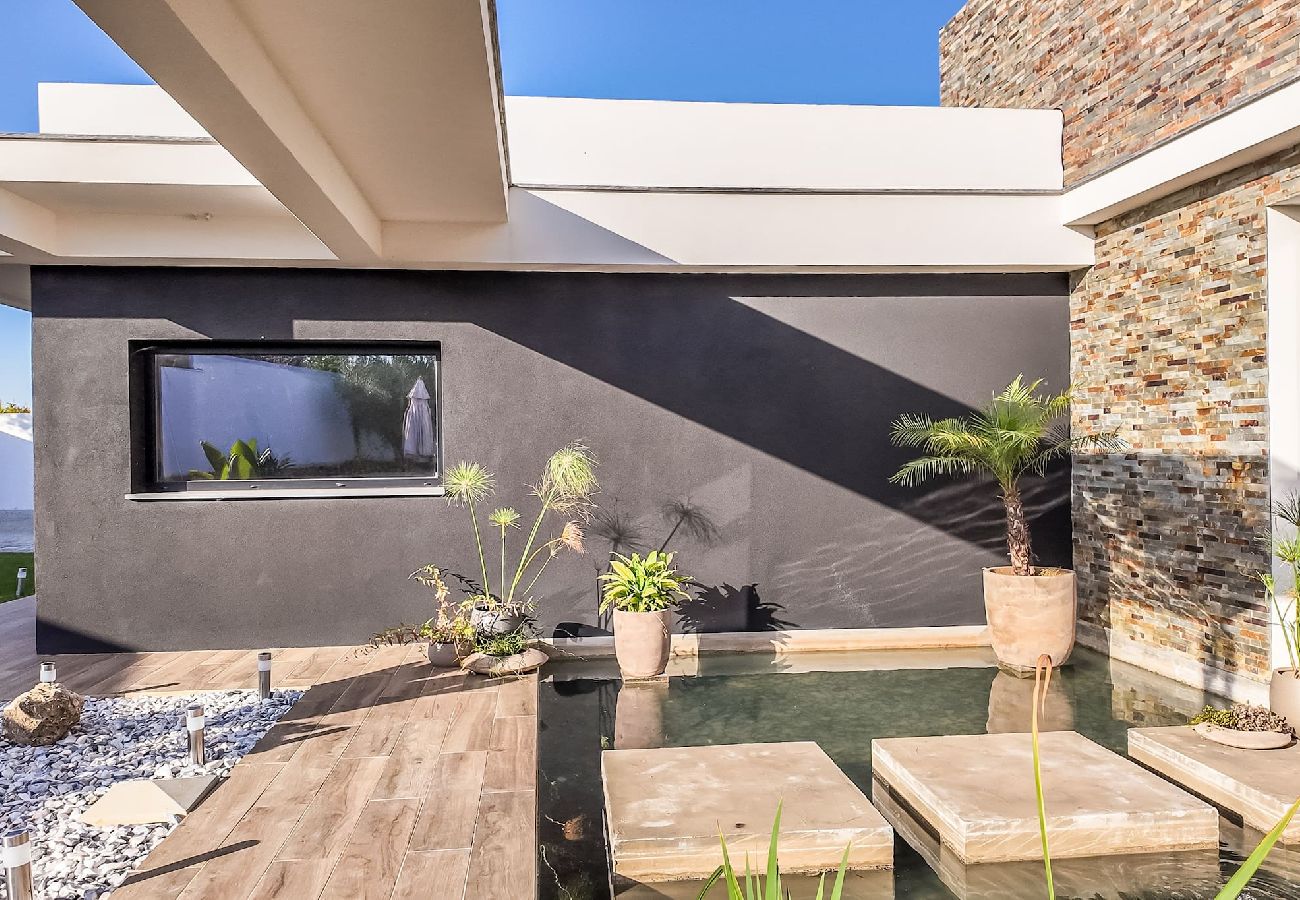 House in Fernão Ferro - Setúbal & Lisbon Dream Getaway — Villa do Sol