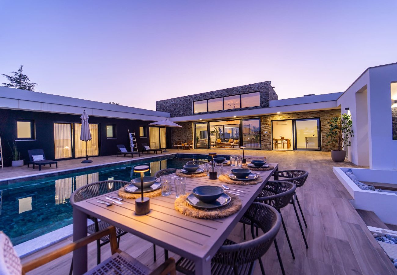 House in Fernão Ferro - Setúbal & Lisbon Dream Getaway — Villa do Sol