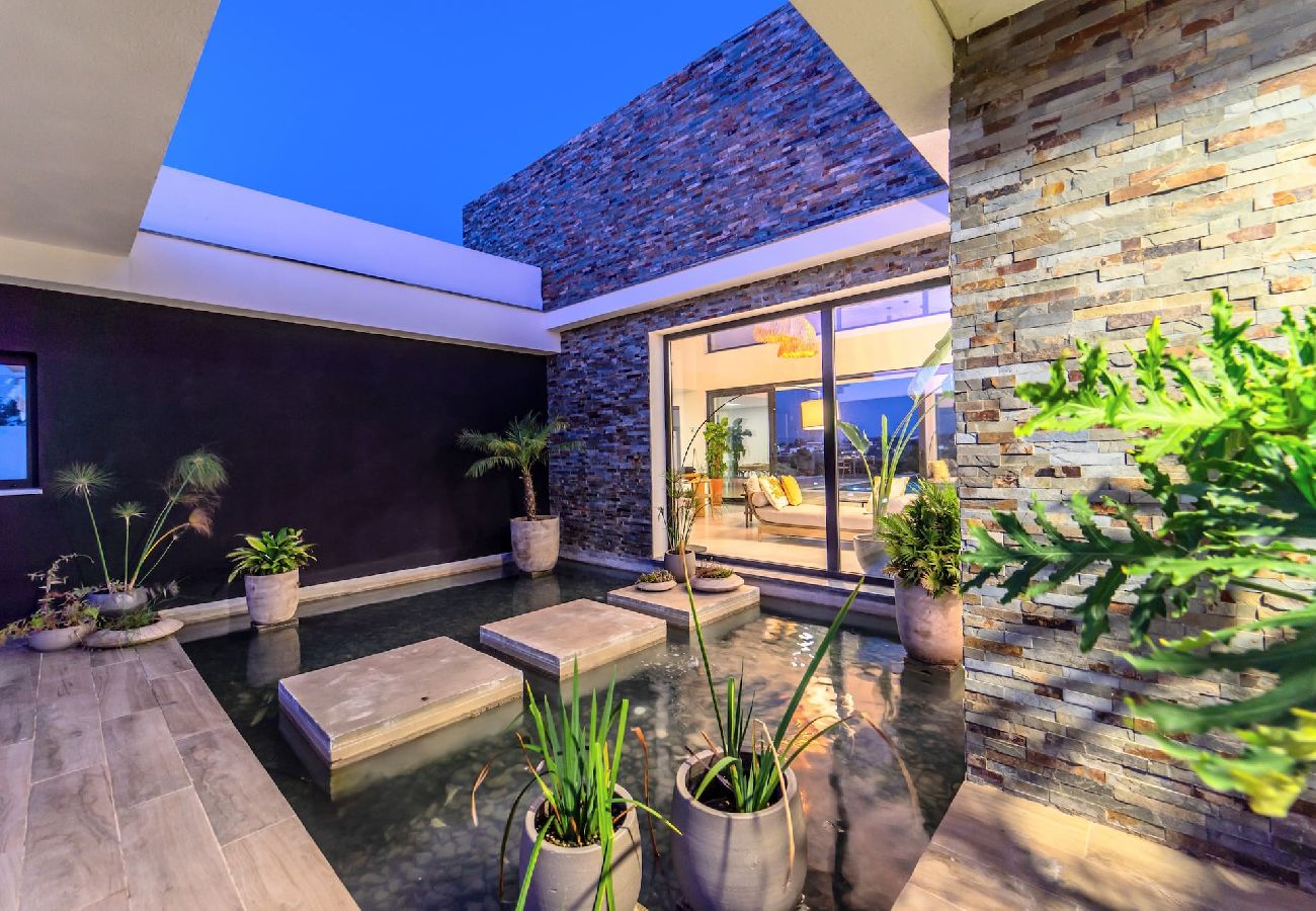 House in Fernão Ferro - Setúbal & Lisbon Dream Getaway — Villa do Sol