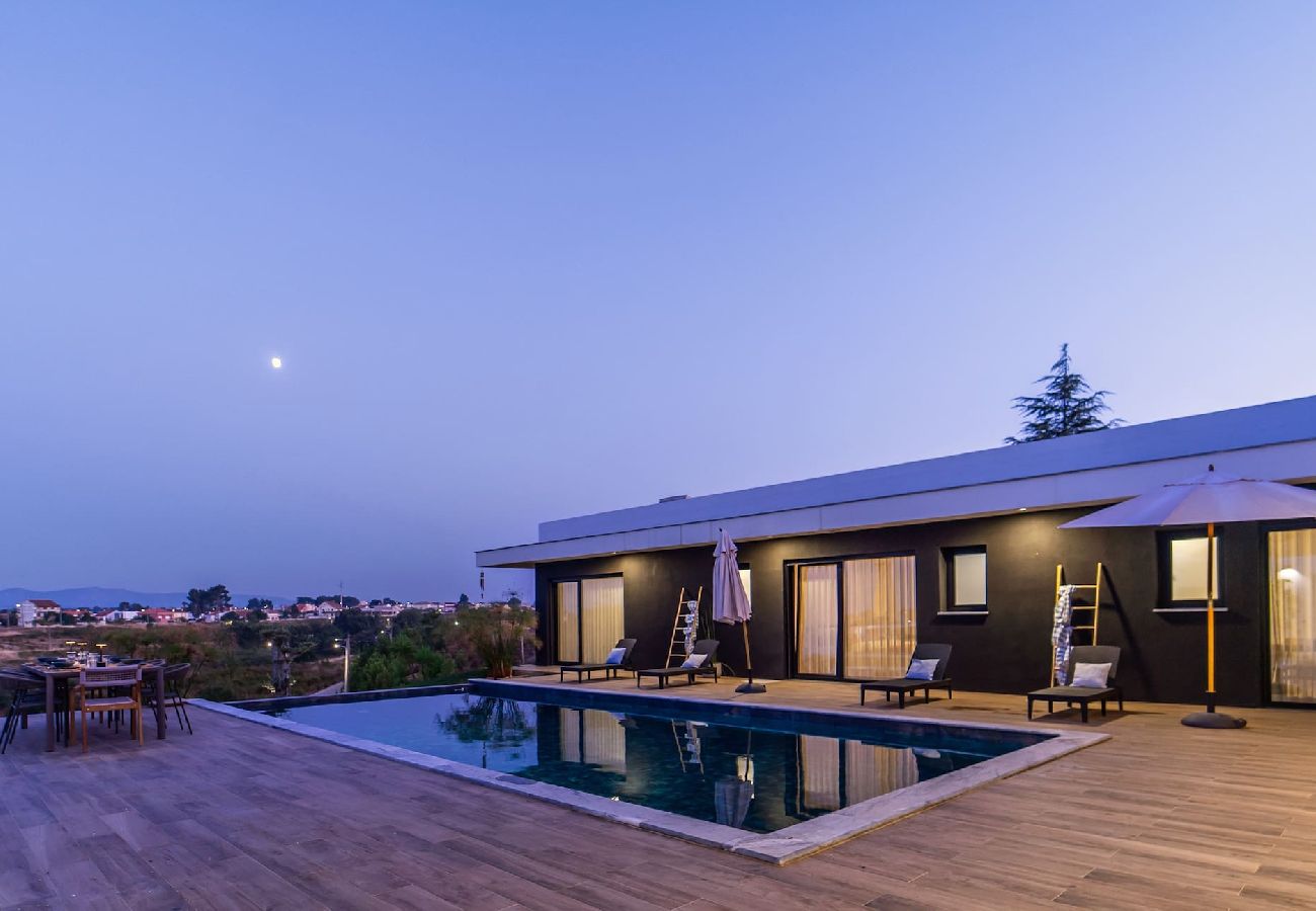 House in Fernão Ferro - Setúbal & Lisbon Dream Getaway — Villa do Sol