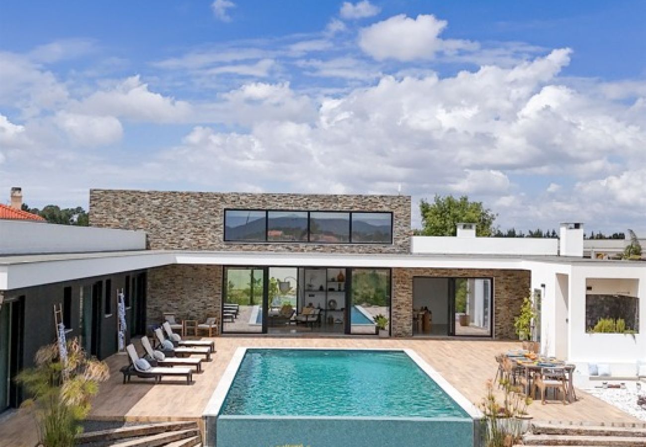 House in Fernão Ferro - Setúbal & Lisbon Dream Getaway — Villa do Sol